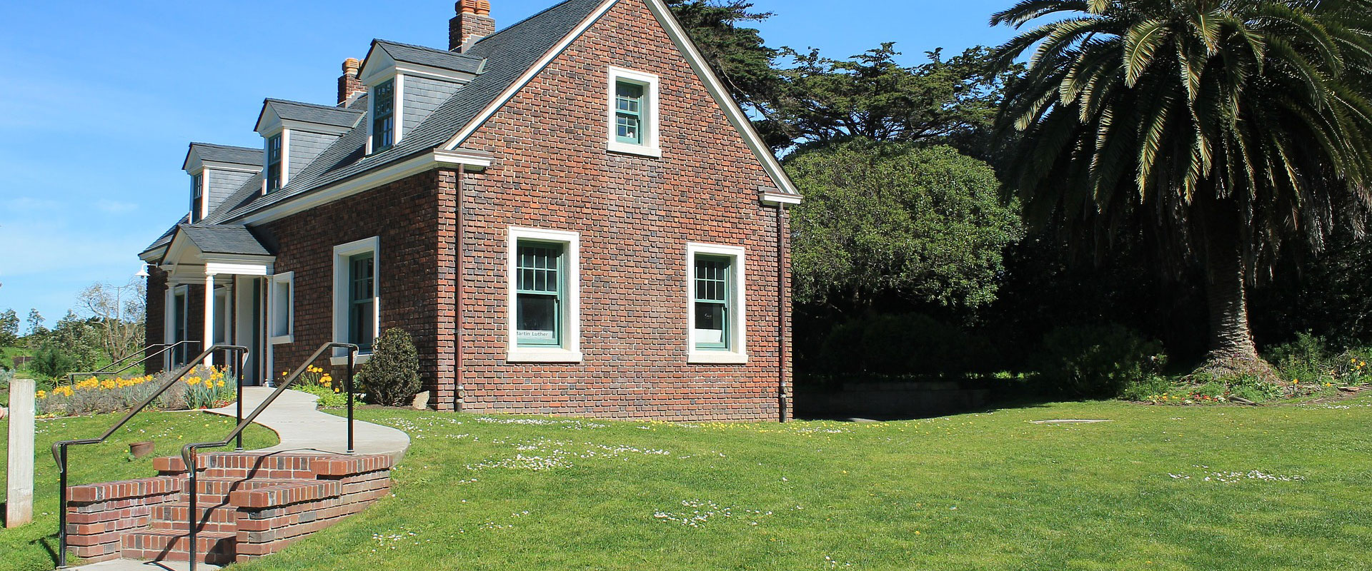 house-2177865_1920