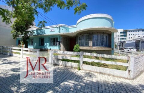 SE VENDE O ARRIENDA – CASA / PROPIEDAD COMERCIAL EN PLENO CENTRO DE TALCA